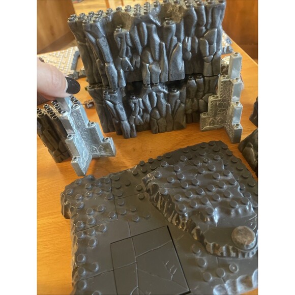Mega Bloks Dragons Krystal Wars Castle Fort Stone Rock Weapons Figures Walls Lot - Picture 15 of 16